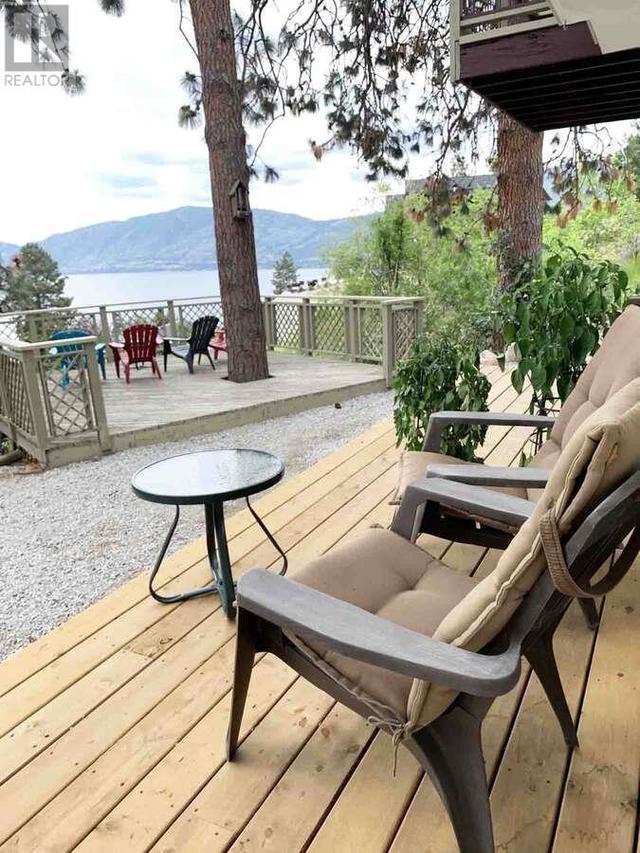 5821 Atkinson Cres, House detached with 5 bedrooms, 4 bathrooms and 6 parking in Peachland BC | Image 33