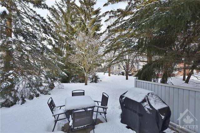 47 Grandcourt Dr, Townhouse with 3 bedrooms, 3 bathrooms and 2 parking in Ottawa ON | Image 28