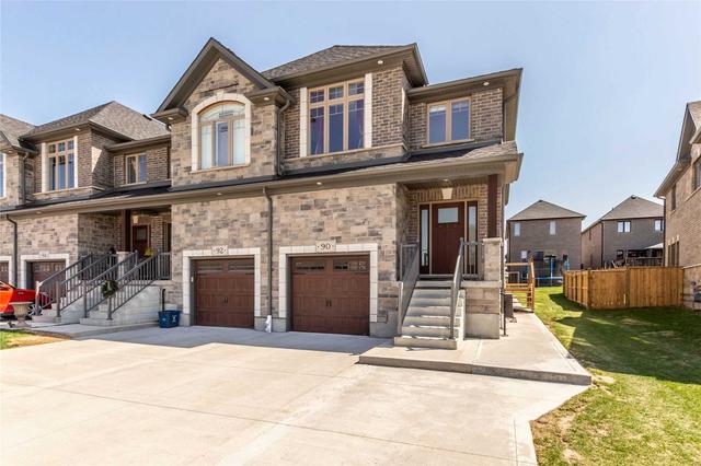 90 Hollybrook Tr, House attached with 3 bedrooms, 4 bathrooms and 3 parking in Kitchener ON | Image 12
