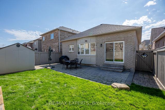 209 Vellore Park Ave, House detached with 3 bedrooms, 4 bathrooms and 5 parking in Vaughan ON | Image 24