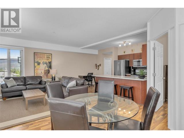 1301 - 1875 Country Club Dr, Condo with 3 bedrooms, 2 bathrooms and 1 parking in Kelowna BC | Image 17
