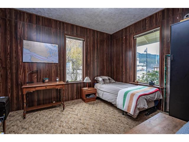 311 Front St, House detached with 3 bedrooms, 2 bathrooms and 4 parking in Kaslo BC | Image 40