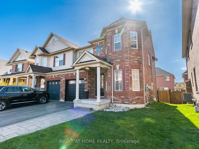 892 Hepburn Rd, House semidetached with 3 bedrooms, 4 bathrooms and 3 parking in Milton ON | Image 12