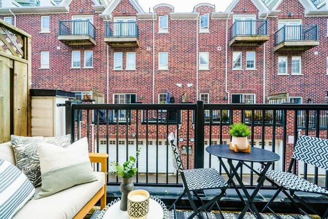 TH-50 - 111 The Queensway, Townhouse with 3 bedrooms, 3 bathrooms and 1 parking in Toronto ON | Image 25