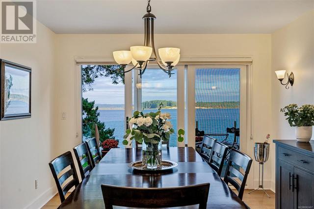 Dining Room with Ocean Views | Image 11