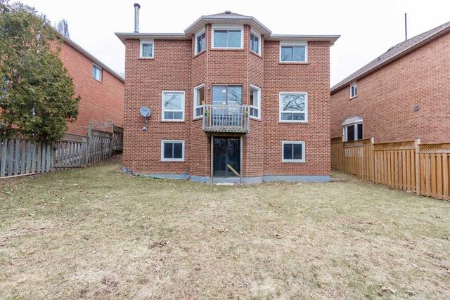 1226 Winterbourne Dr, House detached with 4 bedrooms, 3 bathrooms and 4 parking in Oakville ON | Image 19