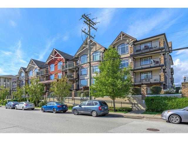 204 - 19939 55a Avenue, Condo with 2 bedrooms, 2 bathrooms and 1 parking in Langley BC | Image 31