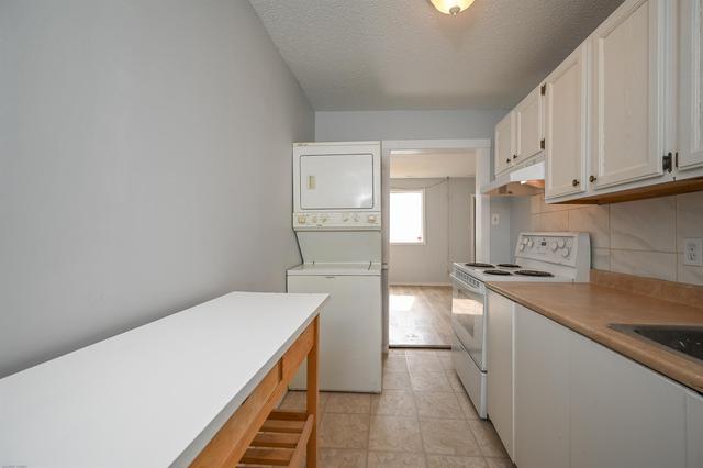1024 18 Avenue Se, House detached with 2 bedrooms, 1 bathrooms and 4 parking in Calgary AB | Image 10
