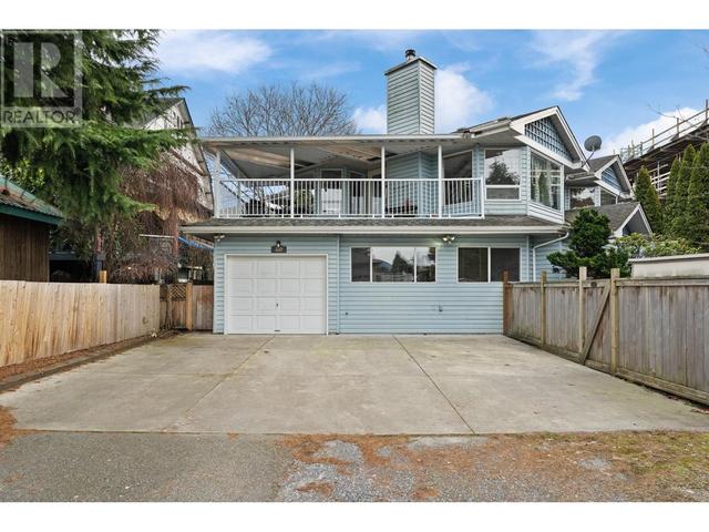 332 St. Patrick's Ave, House detached with 3 bedrooms, 3 bathrooms and 3 parking in North Vancouver BC | Image 2