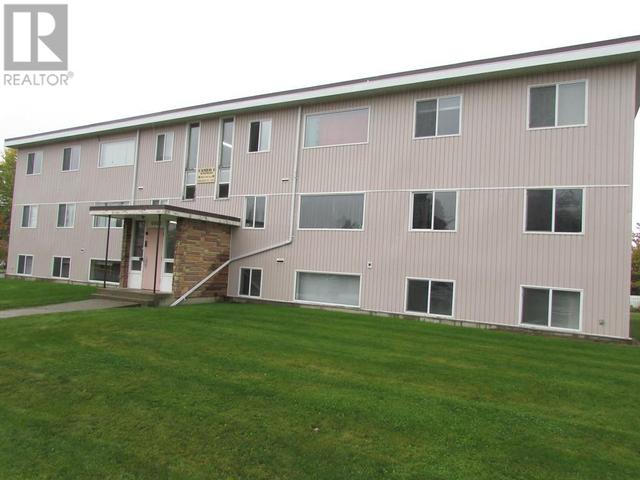108 - 9807 104 Ave, Condo with 1 bedrooms, 1 bathrooms and null parking in Fort St. John BC | Image 1
