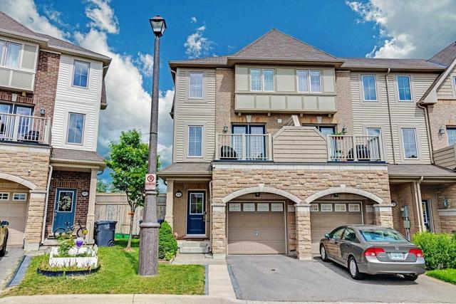 58 Soccavo Cres, Townhouse with 3 bedrooms, 3 bathrooms and 2 parking in Brampton ON | Image 1
