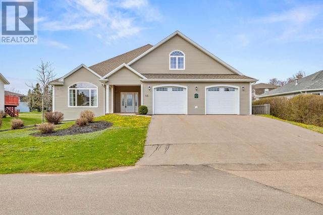 13 Forest Dr, House detached with 4 bedrooms, 3 bathrooms and null parking in Charlottetown PE | Image 1