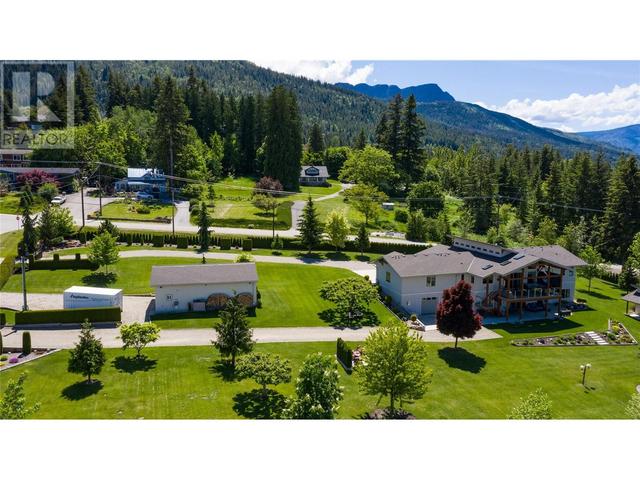 1091 12 Street Se, House detached with 4 bedrooms, 4 bathrooms and 4 parking in Salmon Arm BC | Image 95