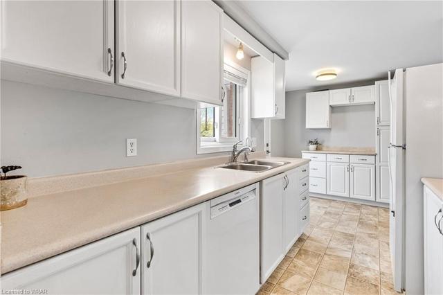 445 Bankside Cres, House semidetached with 3 bedrooms, 2 bathrooms and 3 parking in Kitchener ON | Image 39