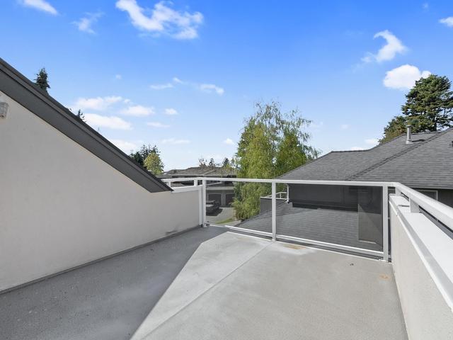 12589 17 A Avenue, House other with 5 bedrooms, 3 bathrooms and 6 parking in White Rock BC | Image 24