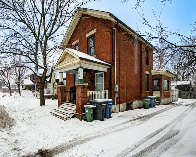 519 Woolwich Street, House detached with 5 bedrooms, 2 bathrooms and 4 parking in Guelph ON | Image 3