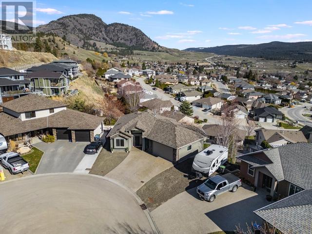 1425 Kendra Crt, House detached with 5 bedrooms, 3 bathrooms and 5 parking in Kelowna BC | Image 41