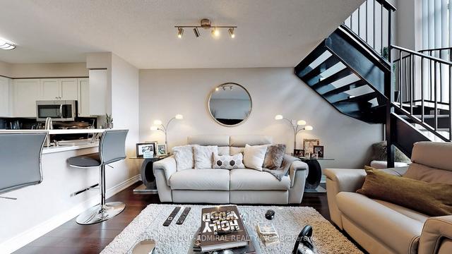 308 - 51 Baffin Ct, Condo with 1 bedrooms, 2 bathrooms and 1 parking in Richmond Hill ON | Image 20