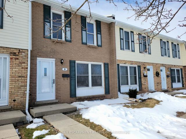 8 - 596 Grey St, Townhouse with 3 bedrooms, 1 bathrooms and 1 parking in Brantford ON | Image 1