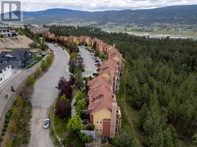 127 - 1795 Country Club Dr, House attached with 2 bedrooms, 2 bathrooms and null parking in Kelowna BC | Image 35