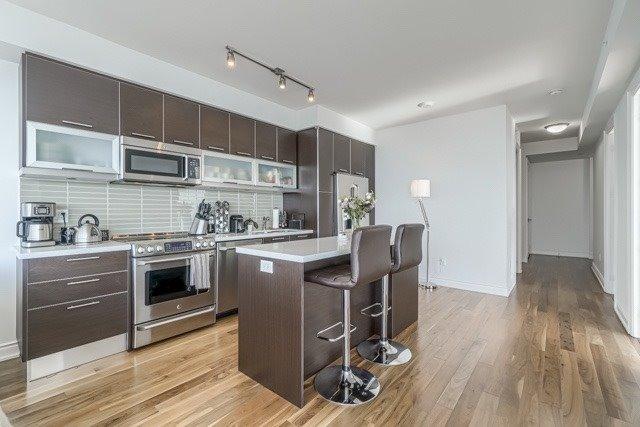 7016 - 388 Yonge St, Condo with 2 bedrooms, 2 bathrooms and 1 parking in Toronto ON | Image 7