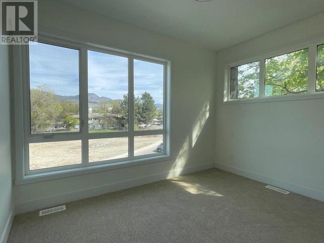 9 - 210 Kneller Rd, House detached with 2 bedrooms, 2 bathrooms and 355 parking in Kelowna BC | Image 23