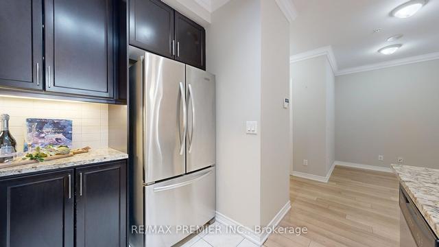 1615 - 9255 Jane St, Condo with 1 bedrooms, 2 bathrooms and 1 parking in Vaughan ON | Image 2