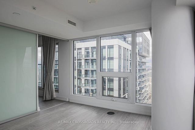 5303 - 181 Dundas St E, Condo with 2 bedrooms, 1 bathrooms and 1 parking in Toronto ON | Image 10