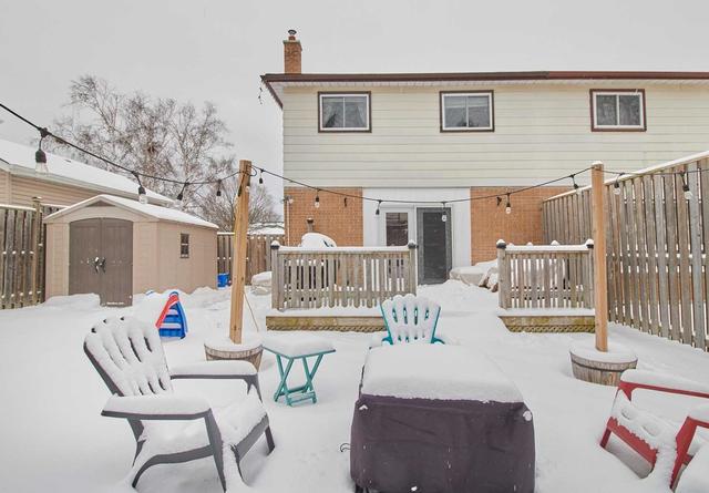 16 Lawrence Cres, House semidetached with 3 bedrooms, 2 bathrooms and 3 parking in Clarington ON | Image 21