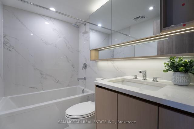 4002 - 38 Widmer St, Condo with 2 bedrooms, 2 bathrooms and 0 parking in Toronto ON | Image 3