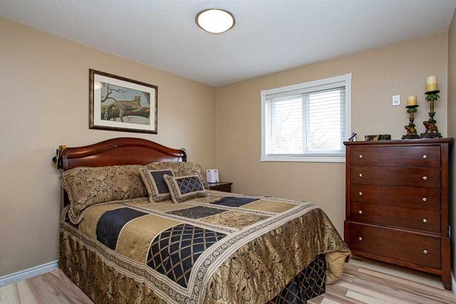 20 Windle Village Cres, House detached with 3 bedrooms, 2 bathrooms and 4 parking in Thorold ON | Image 6