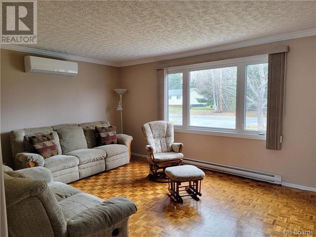 23 Pine Rd, House detached with 4 bedrooms, 2 bathrooms and null parking in Bathurst NB | Image 17