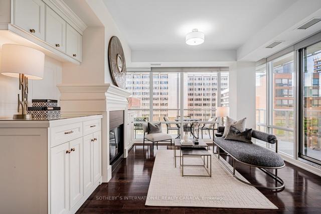 811 - 1 Bedford Rd, Condo with 2 bedrooms, 3 bathrooms and 2 parking in Toronto ON | Image 14