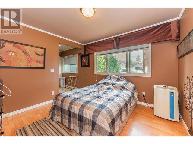 309 Baird Ave, House detached with 2 bedrooms, 2 bathrooms and 1 parking in Enderby BC | Image 11