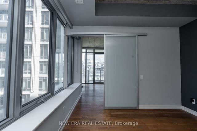 1201 - 95 Bathurst St, Condo with 1 bedrooms, 1 bathrooms and 1 parking in Toronto ON | Image 13