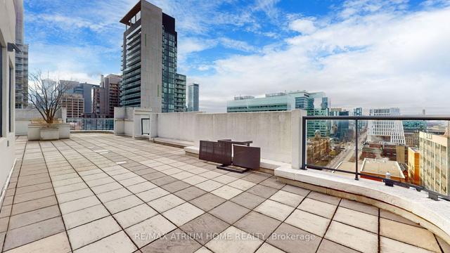 1502 - 801 Bay St, Condo with 1 bedrooms, 2 bathrooms and 0 parking in Toronto ON | Image 33