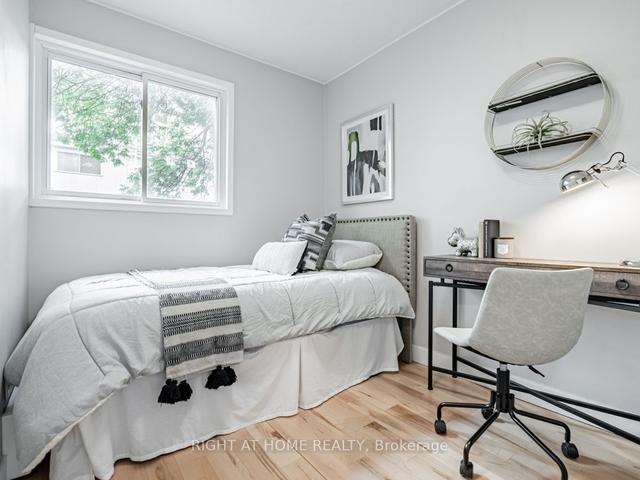 257 Ontario St, House attached with 3 bedrooms, 2 bathrooms and 2 parking in Toronto ON | Image 9