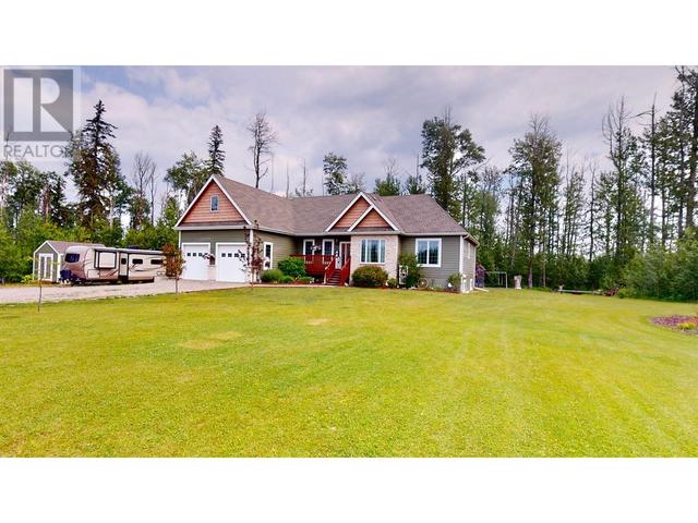 13445 281 Rd, House detached with 5 bedrooms, 4 bathrooms and null parking in Peace River C BC | Image 5