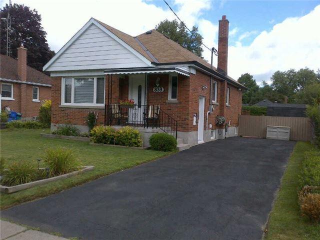 839 Mary St N, House detached with 2 bedrooms, 2 bathrooms and 3 parking in Oshawa ON | Image 1