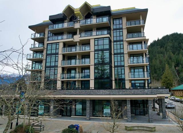 404 - 120 Esplanade Ave, Condo with 1 bedrooms, 1 bathrooms and null parking in Harrison Hot Springs BC | Image 1