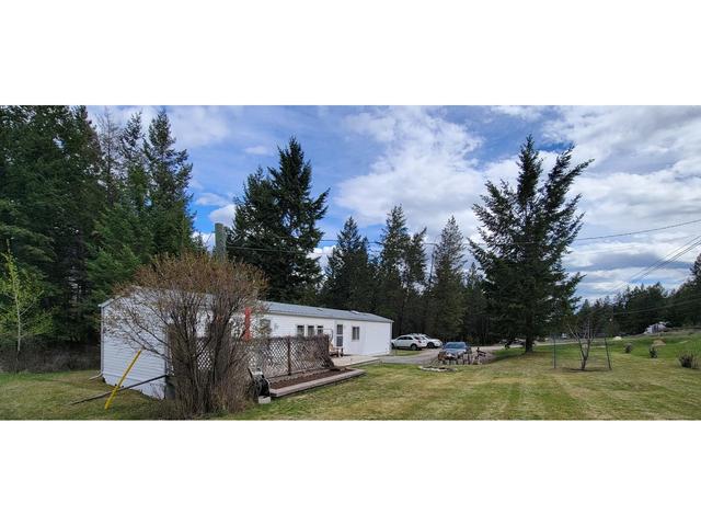 6708 Columbia Lake Road, House detached with 2 bedrooms, 2 bathrooms and 4 parking in East Kootenay F BC | Image 3