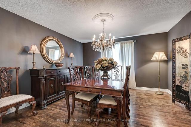 11 Blaketon Rd, House detached with 4 bedrooms, 3 bathrooms and 6 parking in Toronto ON | Image 32