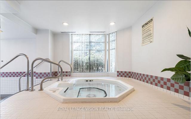 713 - 1700 Eglinton Ave E, Condo with 2 bedrooms, 2 bathrooms and 1 parking in Toronto ON | Image 2