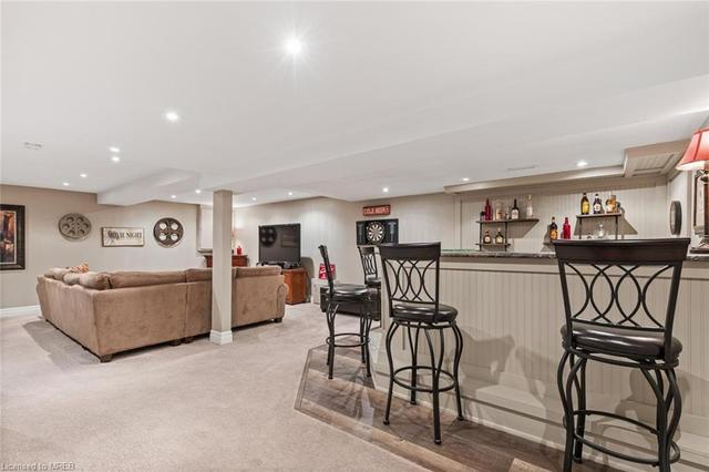 6461 Dunray Crt, House detached with 4 bedrooms, 2 bathrooms and 5 parking in Mississauga ON | Image 18