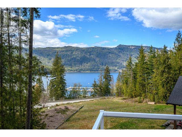 9039 Hummingbird Drive, House detached with 2 bedrooms, 2 bathrooms and 6 parking in Columbia Shuswap E BC | Image 52