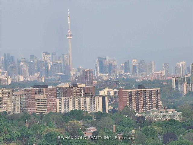 2707 - 330 Dixon Rd, Condo with 3 bedrooms, 2 bathrooms and 1 parking in Toronto ON | Image 14