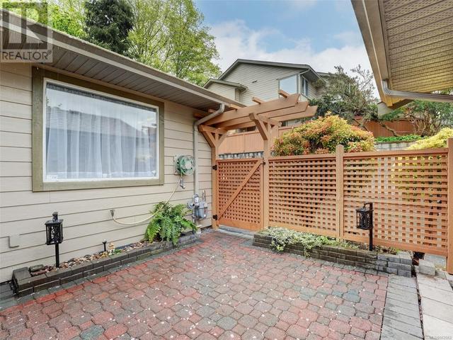 12 - 2190 Drennan St, House attached with 3 bedrooms, 3 bathrooms and null parking in Sooke BC | Image 4
