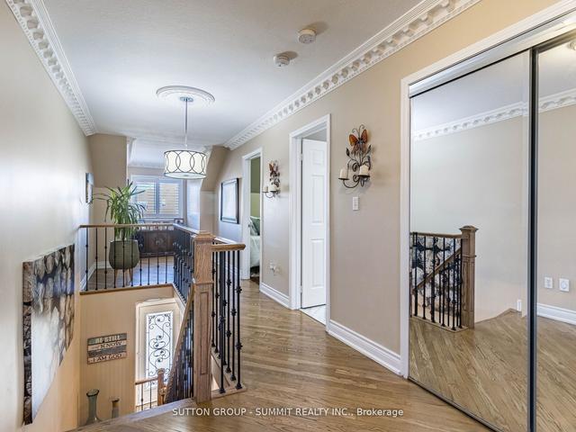 203 Brisdale Dr, House detached with 3 bedrooms, 4 bathrooms and 3 parking in Brampton ON | Image 10