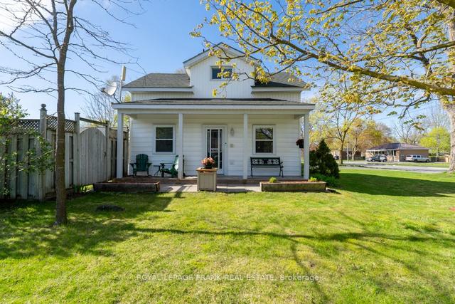 95 Adelaide St N, House detached with 3 bedrooms, 2 bathrooms and 10 parking in Kawartha Lakes ON | Image 34