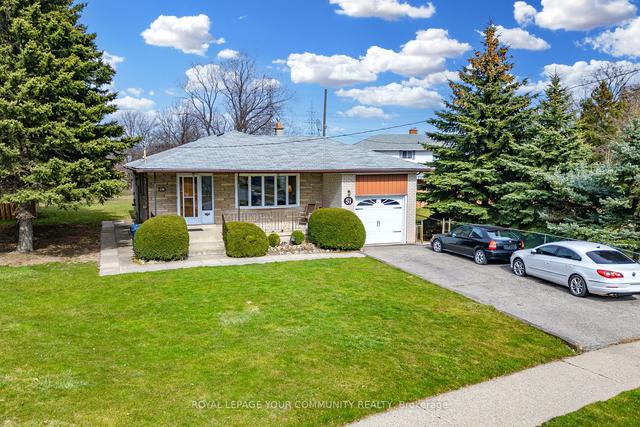 51 Frost St, House detached with 3 bedrooms, 1 bathrooms and 5 parking in Toronto ON | Image 19